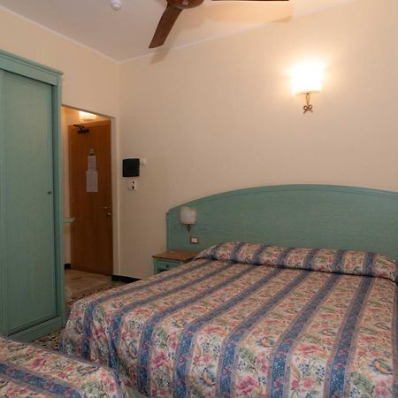 Hotel Magnolia Albenga Eksteriør bilde