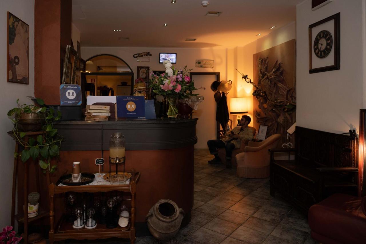 Hotel Magnolia Albenga Eksteriør bilde
