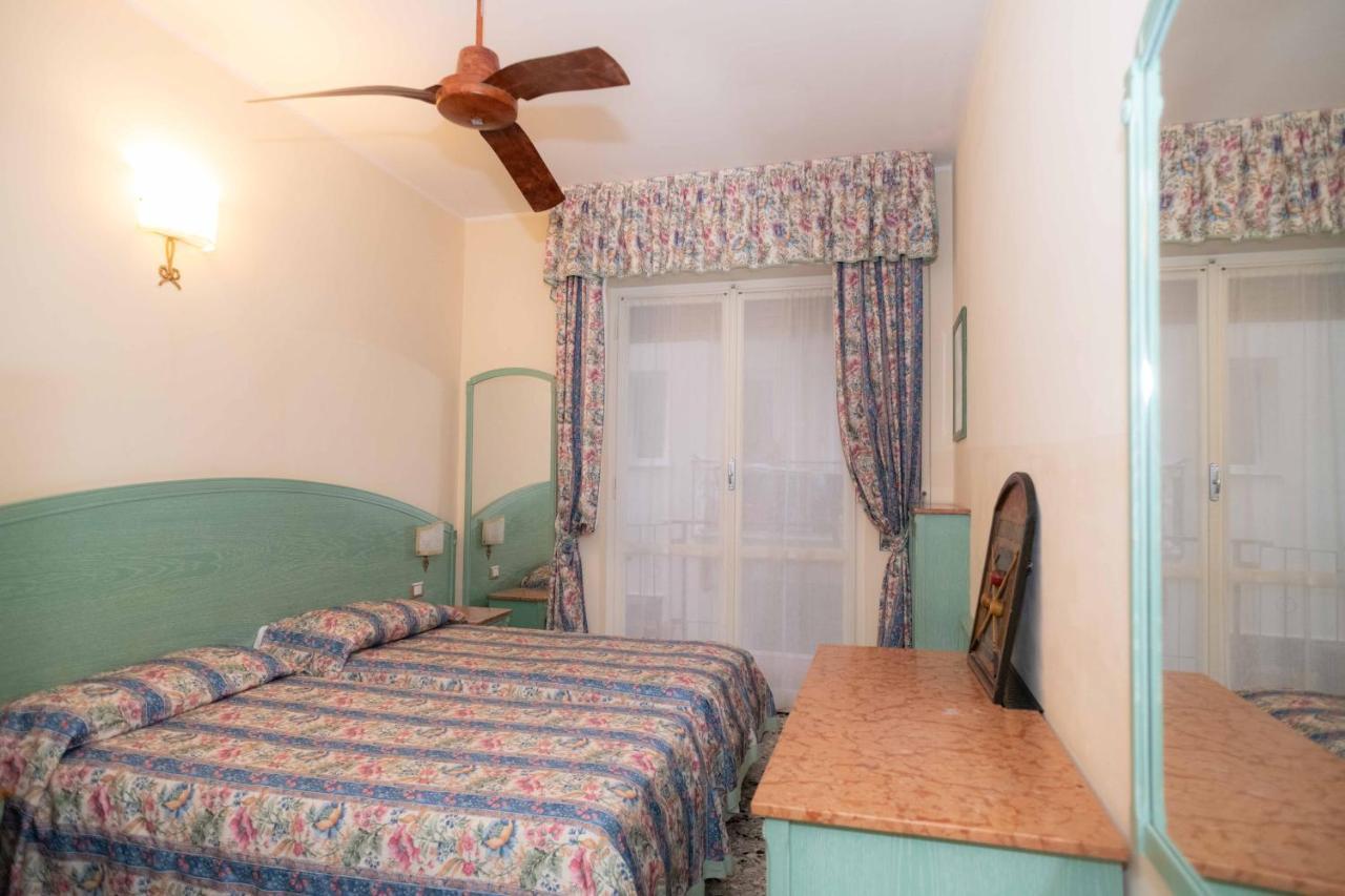 Hotel Magnolia Albenga Eksteriør bilde