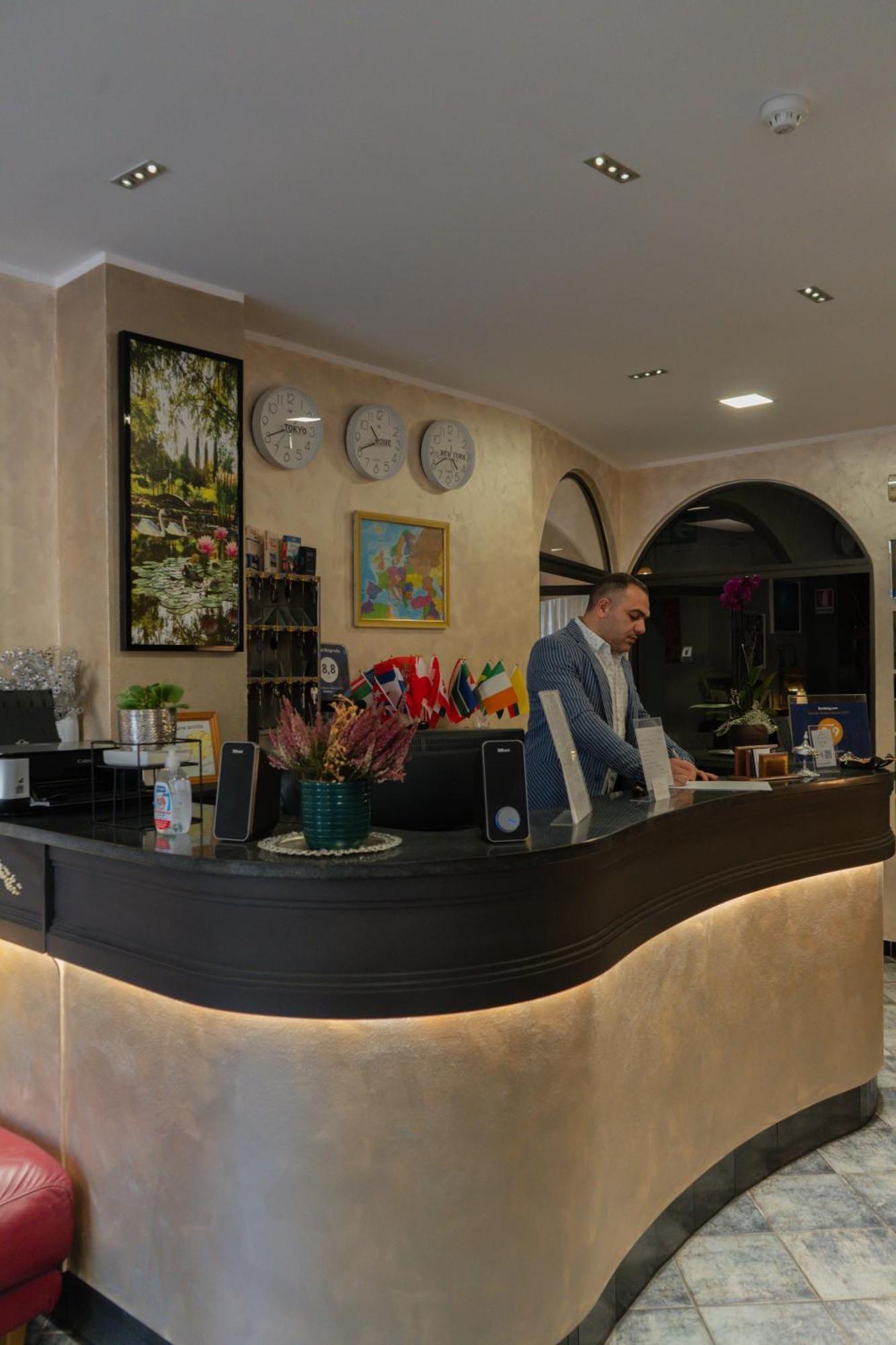 Hotel Magnolia Albenga Eksteriør bilde