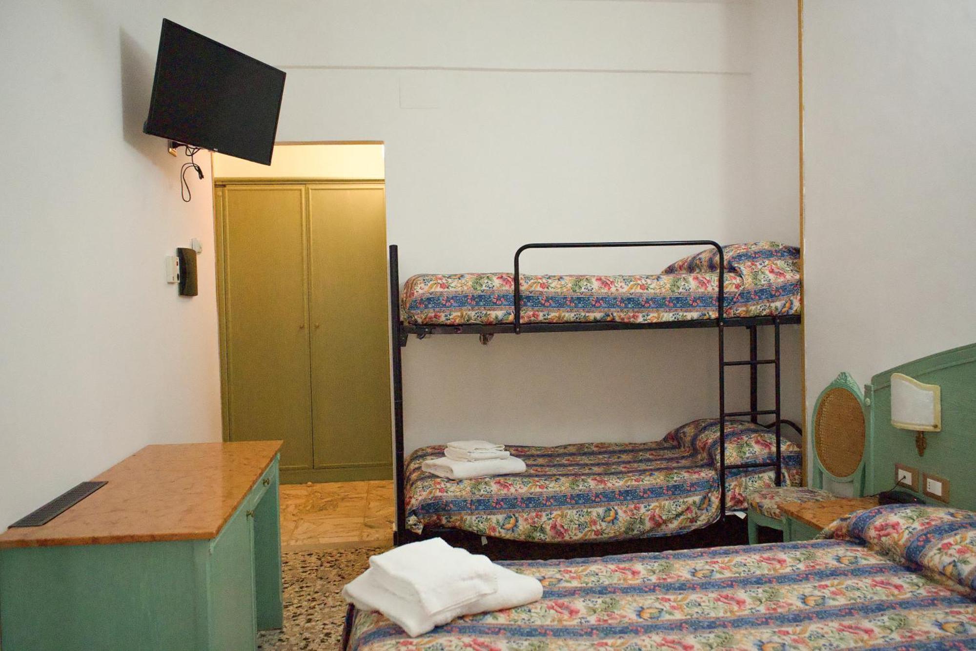 Hotel Magnolia Albenga Eksteriør bilde